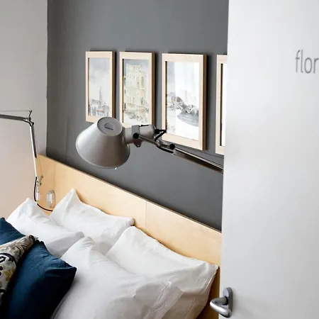 Vivaldo Piazza Dei Martiri - 4* Neapol