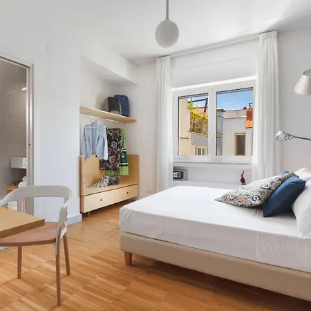 Vivaldo Piazza Dei Martiri - Neapol