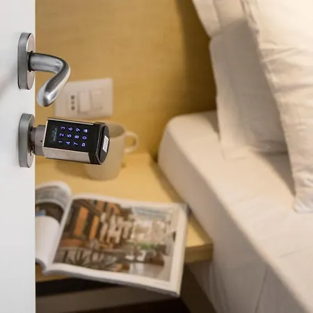 Penzion Vivaldo Piazza Dei Martiri - Neapol