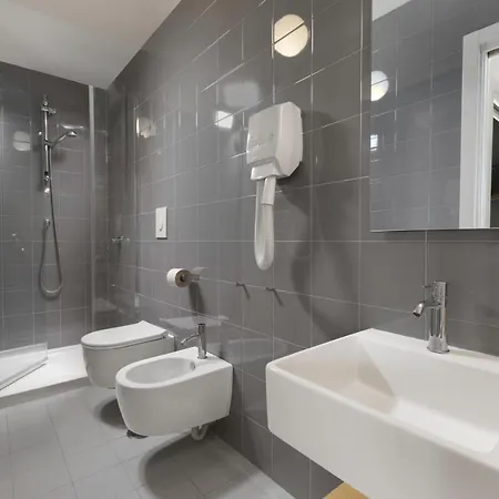 Penzion Vivaldo Piazza Dei Martiri -