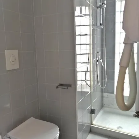 Vivaldo Piazza Dei Martiri - Penzion 4*