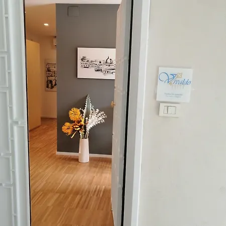 Vivaldo Piazza Dei Martiri - Penzion 4*